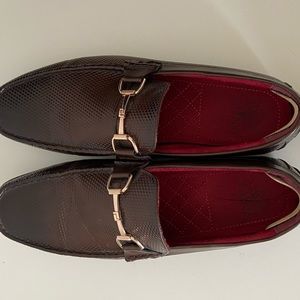 RARE: tayno brown dress shoes!